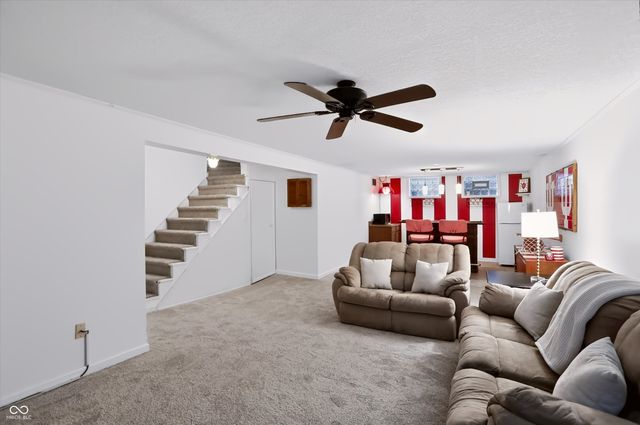 5725 N College Avenue, Indianapolis, IN 46220