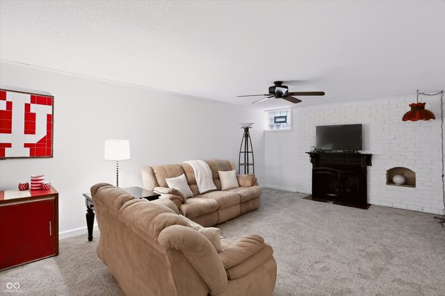 5725 N College Avenue, Indianapolis, IN 46220