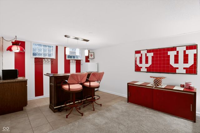 5725 N College Avenue, Indianapolis, IN 46220