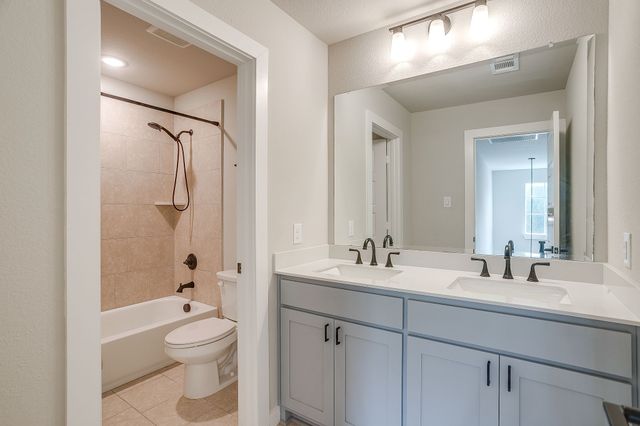 826 Rumfield Road, White Settlement, TX 76108