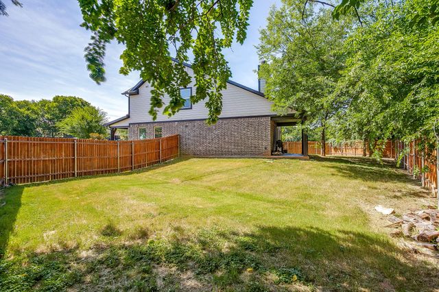 826 Rumfield Road, White Settlement, TX 76108
