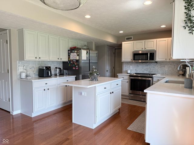 14010 Avalon East Drive, Fishers, IN 46037