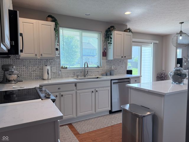 14010 Avalon East Drive, Fishers, IN 46037