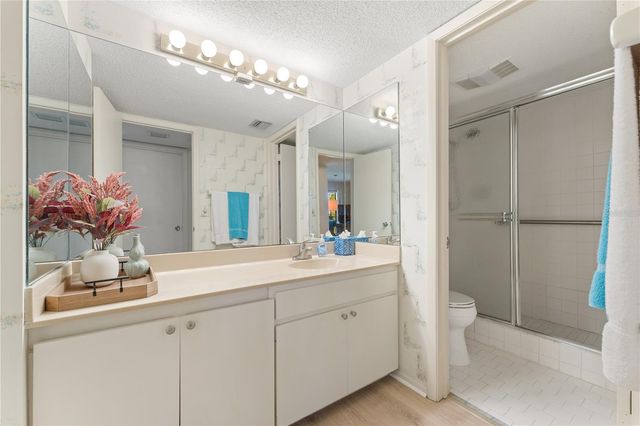 4119 61ST AVENUE TERRACE W 404, Bradenton, FL 34210