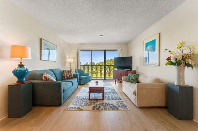 4119 61ST AVENUE TERRACE W 404, Bradenton, FL 34210