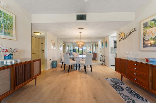 4119 61ST AVENUE TERRACE W 404, Bradenton, FL 34210