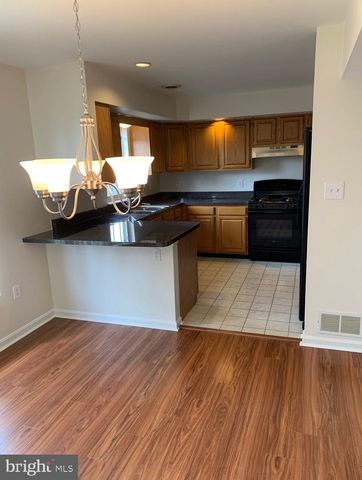903 SKYVIEW DR, York, PA 17406