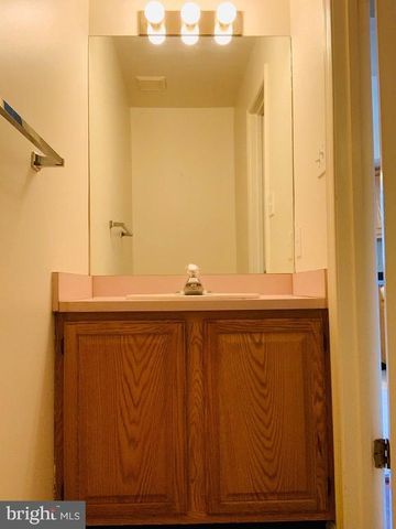 903 SKYVIEW DR, York, PA 17406
