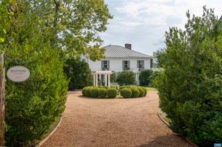 10064 HATTON FERRY LN, Scottsville, VA 24590