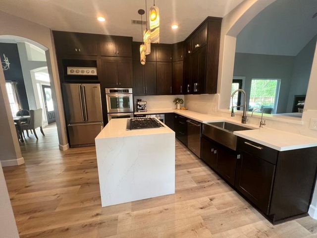 157 Park Way, Conroe, TX 77356