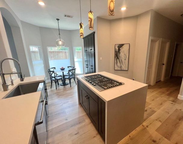 157 Park Way, Conroe, TX 77356