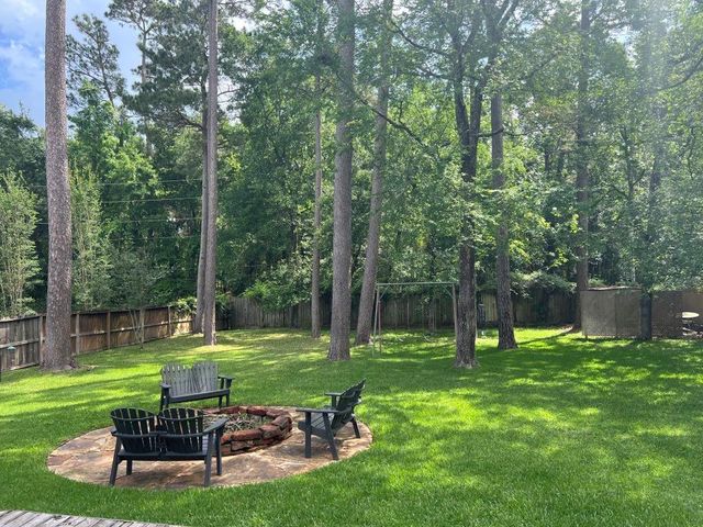 157 Park Way, Conroe, TX 77356