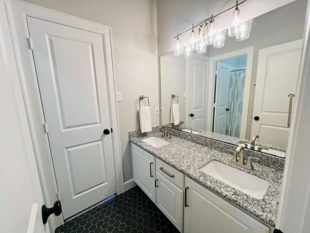 157 Park Way, Conroe, TX 77356