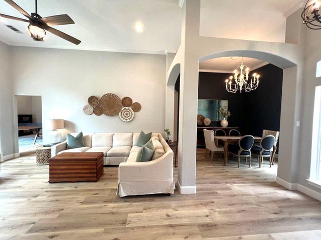 157 Park Way, Conroe, TX 77356