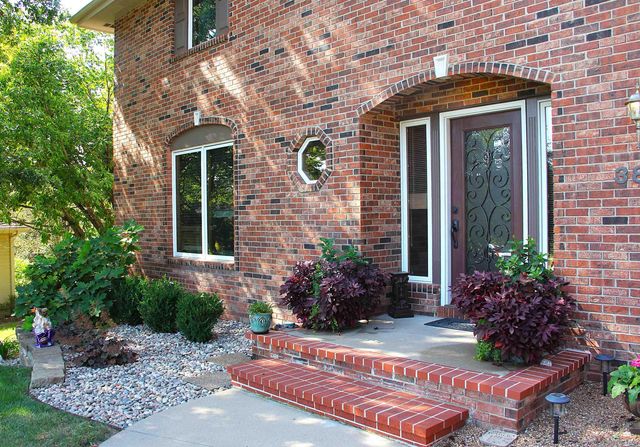 3821 Kates Court, Manhattan, KS 66503