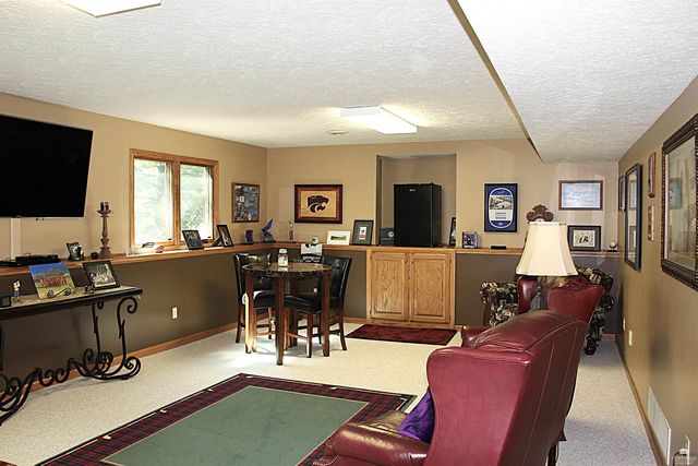 3821 Kates Court, Manhattan, KS 66503