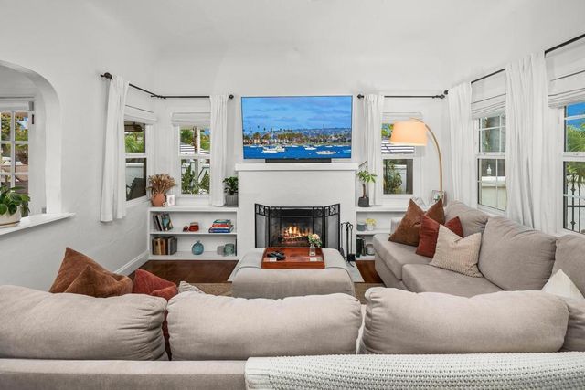 4363 Harvard Ave, La Mesa, CA 91942