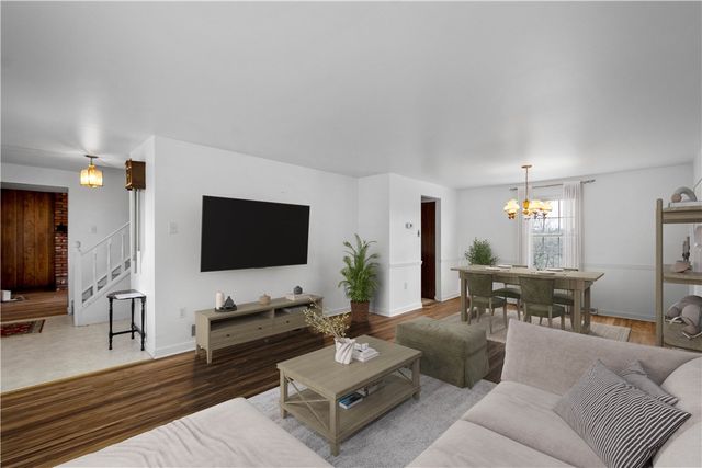 580 Meadowvale Dr, Cheswick, PA 15024