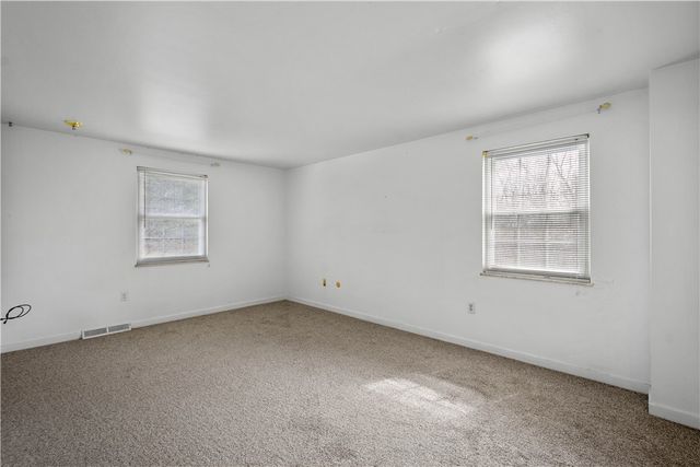 580 Meadowvale Dr, Cheswick, PA 15024