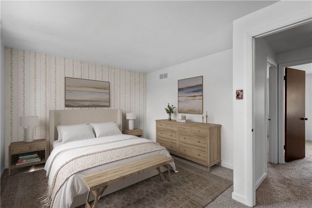 580 Meadowvale Dr, Cheswick, PA 15024