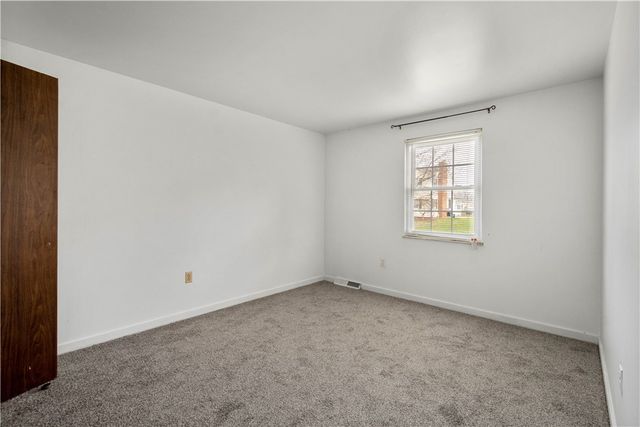 580 Meadowvale Dr, Cheswick, PA 15024