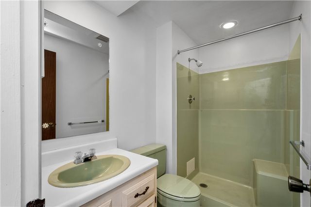 580 Meadowvale Dr, Cheswick, PA 15024