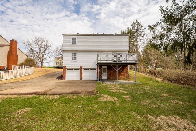 580 Meadowvale Dr, Cheswick, PA 15024