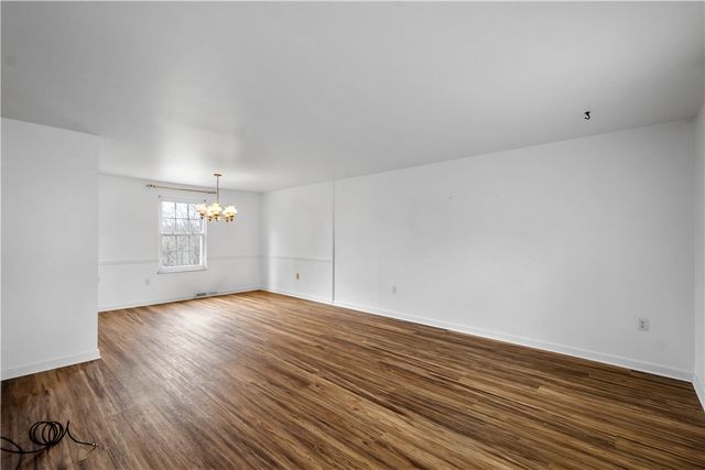 580 Meadowvale Dr, Cheswick, PA 15024