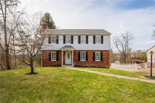 580 Meadowvale Dr, Cheswick, PA 15024