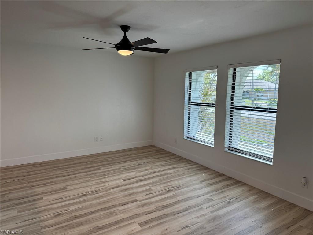 Image 7 of property listing at 115 6th ST, Cape Coral, FL 33990