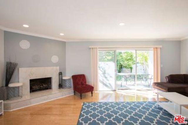 5049 SERRANIA Avenue, Woodland Hills, CA 91364