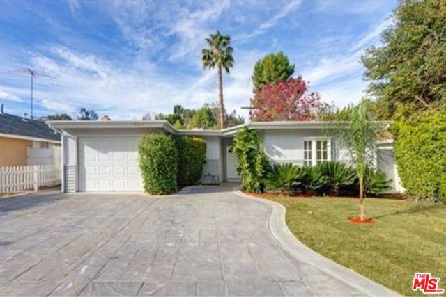 5049 SERRANIA Avenue, Woodland Hills, CA 91364