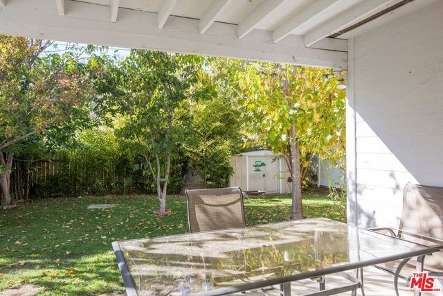 5049 SERRANIA Avenue, Woodland Hills, CA 91364