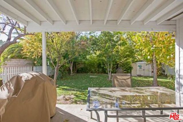 5049 SERRANIA Avenue, Woodland Hills, CA 91364