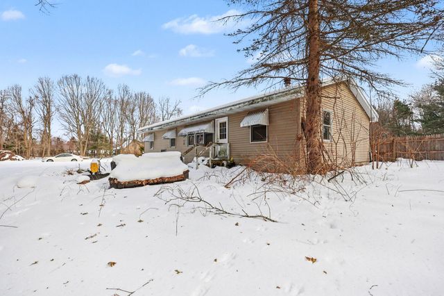 16200 152nd Avenue, Spring Lake Twp, MI 49456