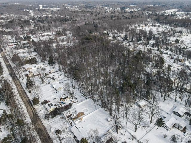 16200 152nd Avenue, Spring Lake Twp, MI 49456