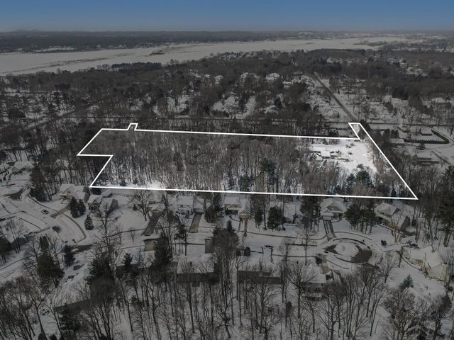 16200 152nd Avenue, Spring Lake Twp, MI 49456