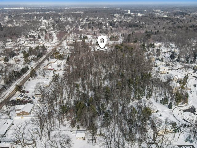 16200 152nd Avenue, Spring Lake Twp, MI 49456