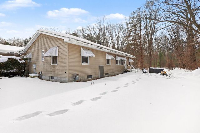 16200 152nd Avenue, Spring Lake Twp, MI 49456