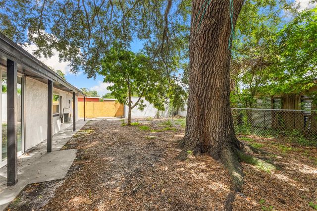 6911 REINDEER ROAD, Tampa, FL 33619