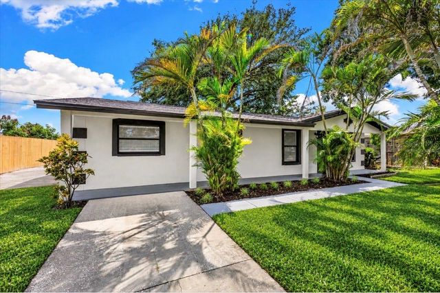 6911 REINDEER ROAD, Tampa, FL 33619