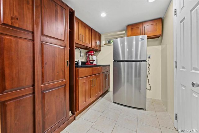 8915 88th Street, Woodhaven, NY 11421