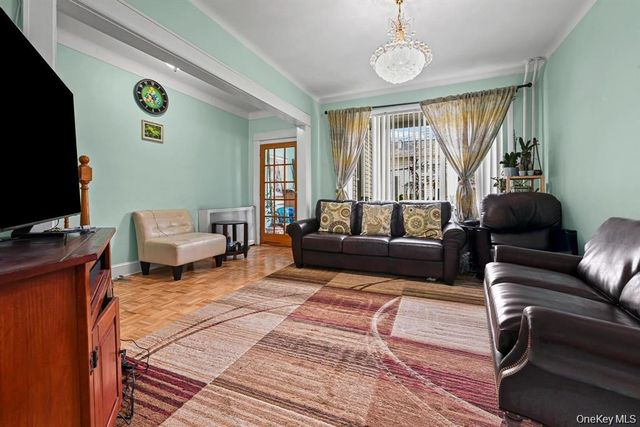 8915 88th Street, Woodhaven, NY 11421