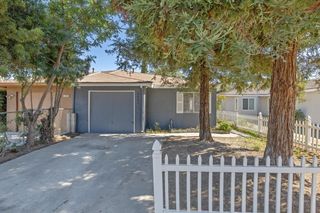 5451 W Santa Ana Avenue, Fresno, CA 93722