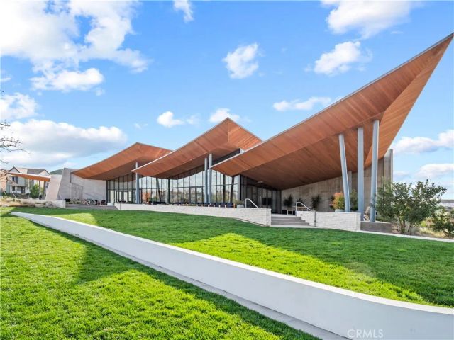 27478 Boulderview, Valencia, CA 91381