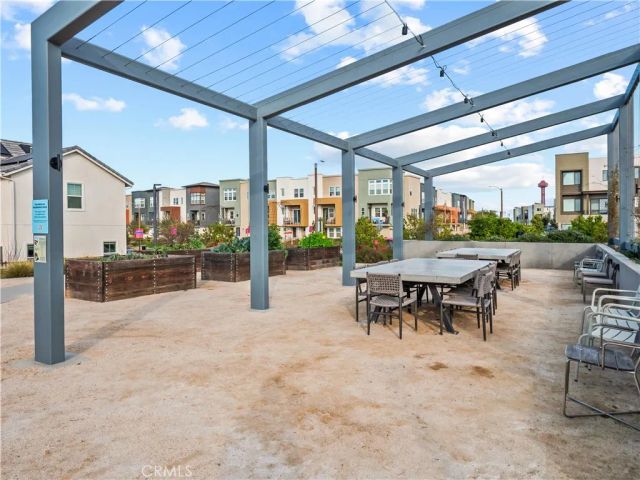 27478 Boulderview, Valencia, CA 91381