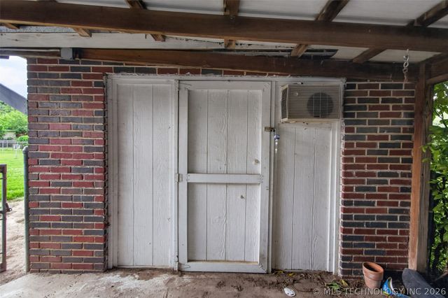 316 SE 4th Street, Pryor, OK 74361