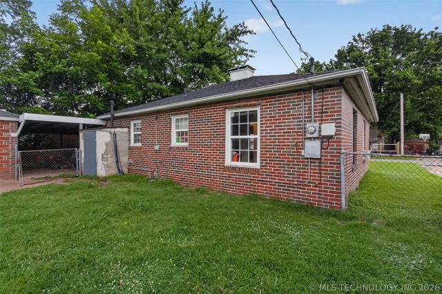 316 SE 4th Street, Pryor, OK 74361