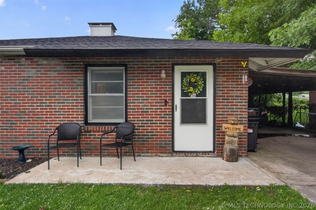 316 SE 4th Street, Pryor, OK 74361