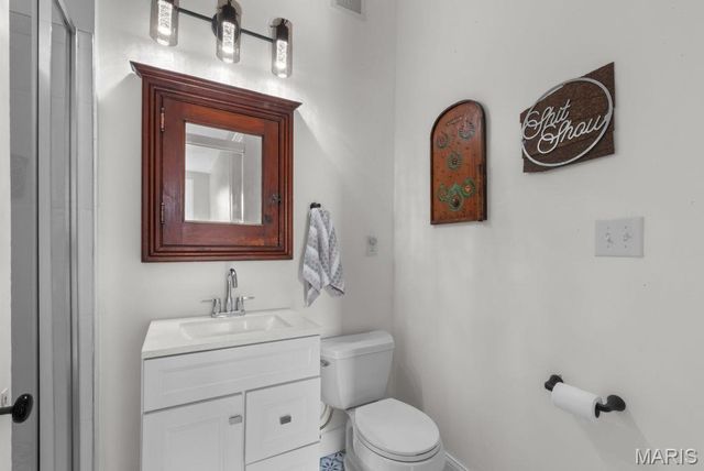 1920 Senate Street, St Louis, MO 63118